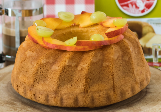 Glutensiz Şeftalili Kek