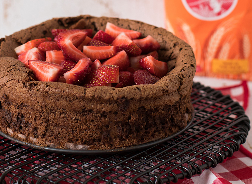 Çilekli Sufle Kek